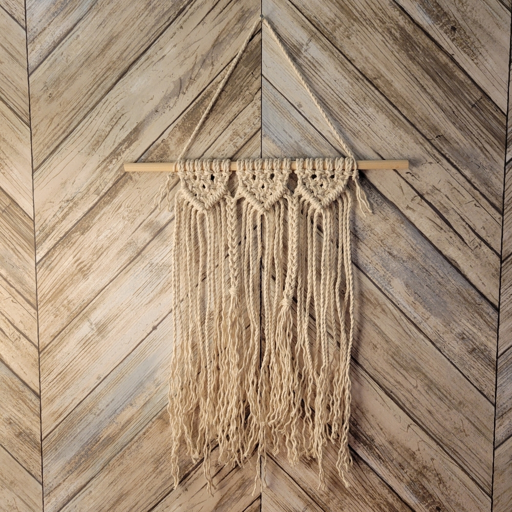 🆕️ 12x21 Boho Macrame Home Decor White Cream Woven Wall Hanging Triangle